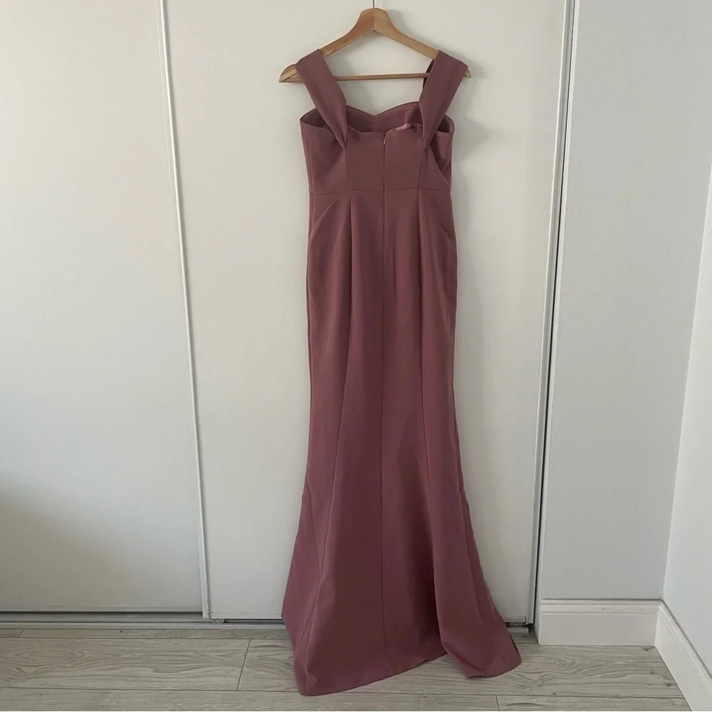 LIKELY NWT Bartolli Off Shoulder Mermaid Evening Gown in Rose Pink Size 4 - Picture 5 of 12